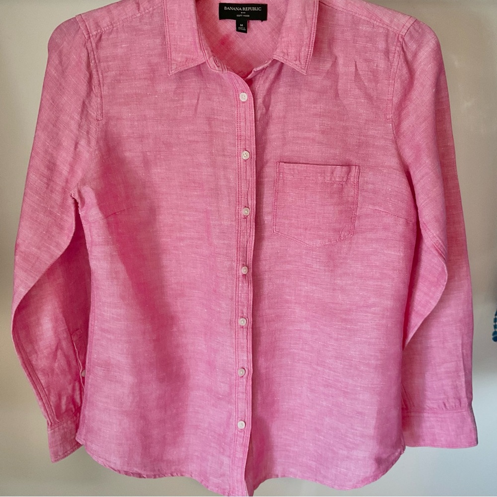 Banana Republic Pink Women's Botton-up Shirt